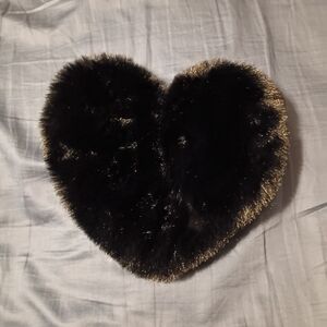 Black and Gold Heart-Shaped Fur Purse
